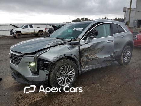 Cadillac XT4 2025 - Image 1 of 13