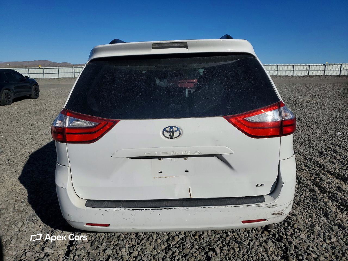 Toyota Sienna 2015