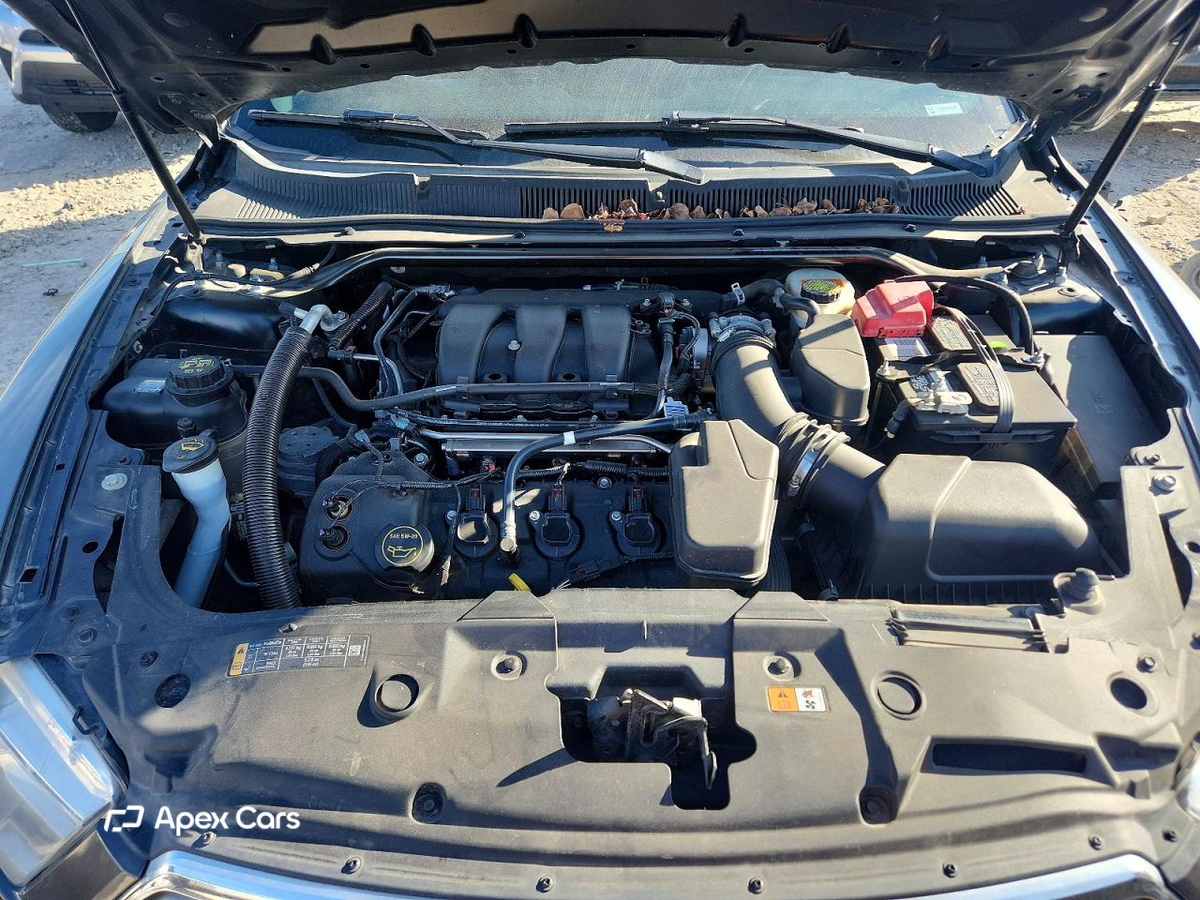 Ford Taurus 2016