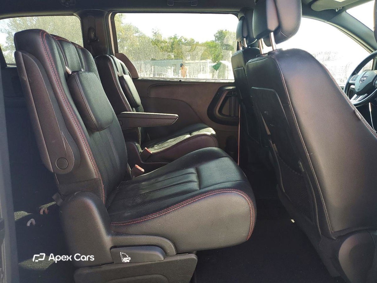 Dodge Caravan 2018