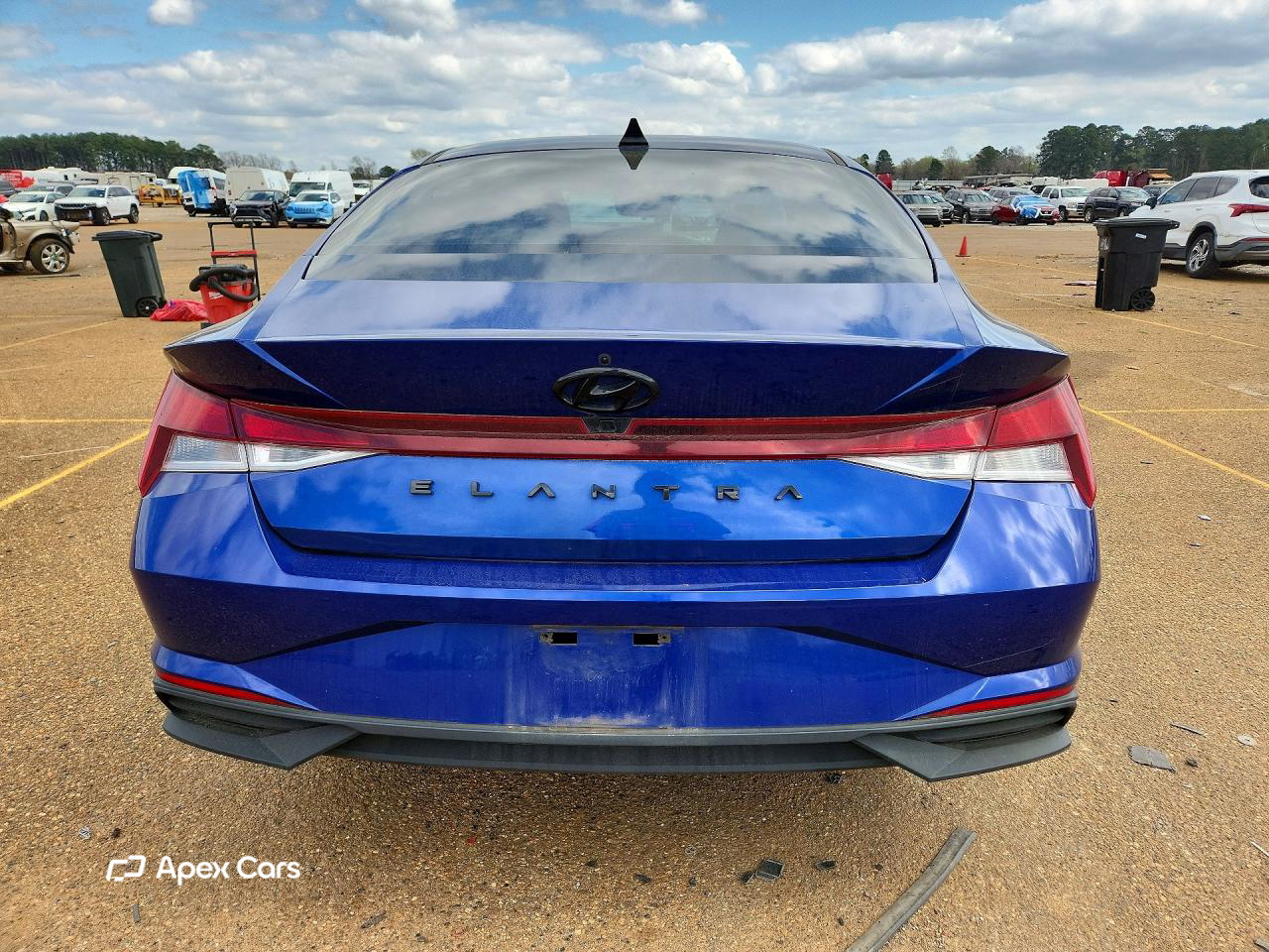 Hyundai Elantra 2023