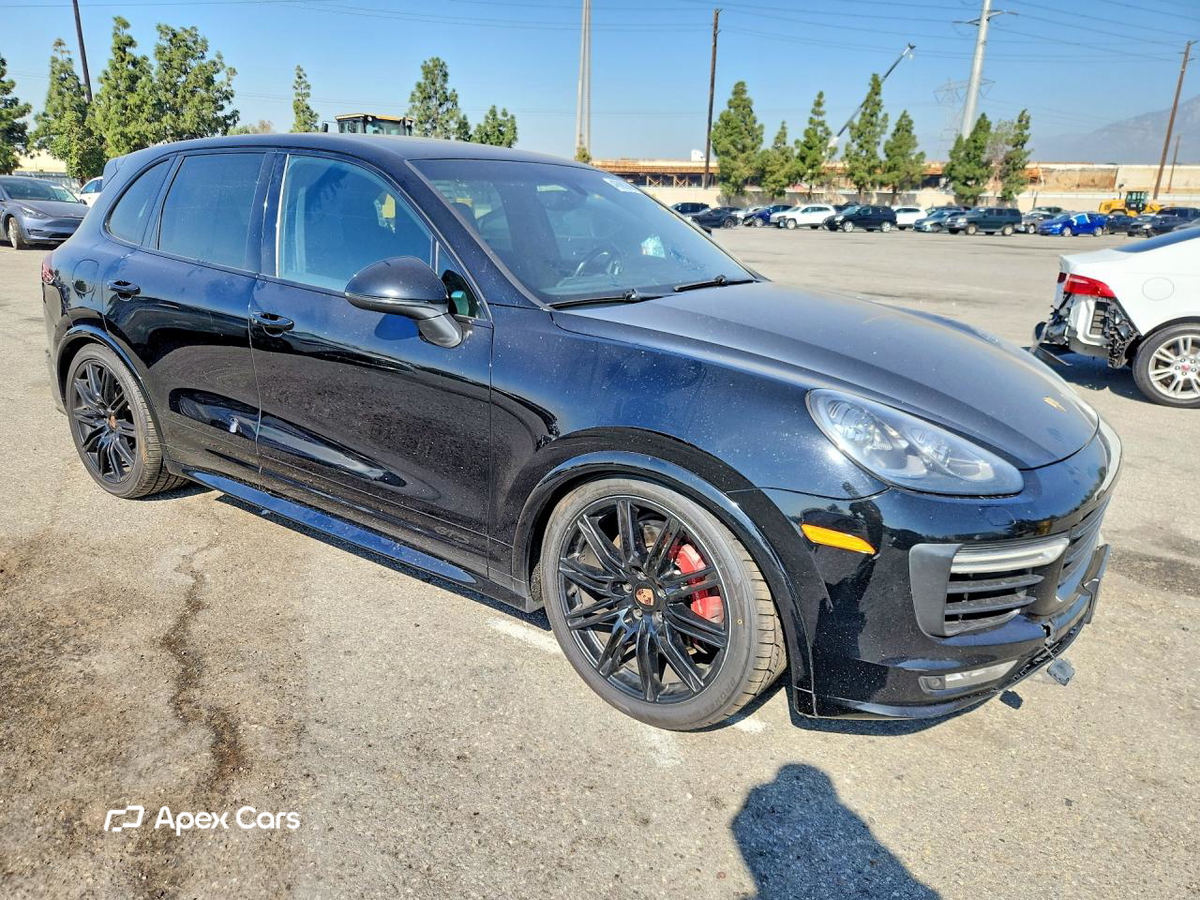 Porsche Cayenne 2016