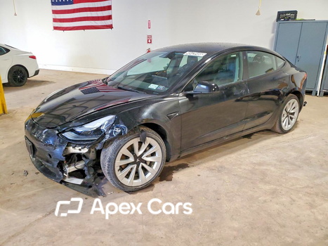 Tesla Model 3 2022 - Image 1 of 13
