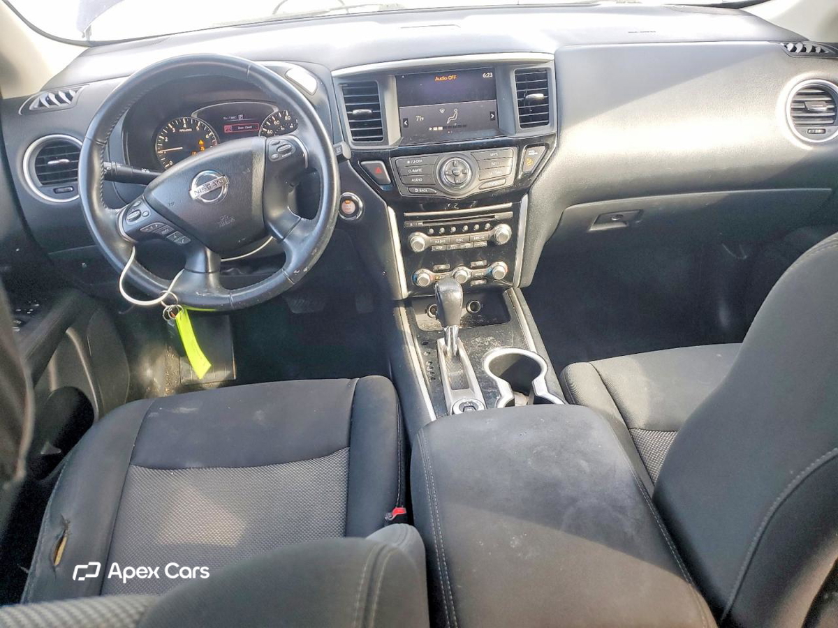 Nissan Pathfinder 2017