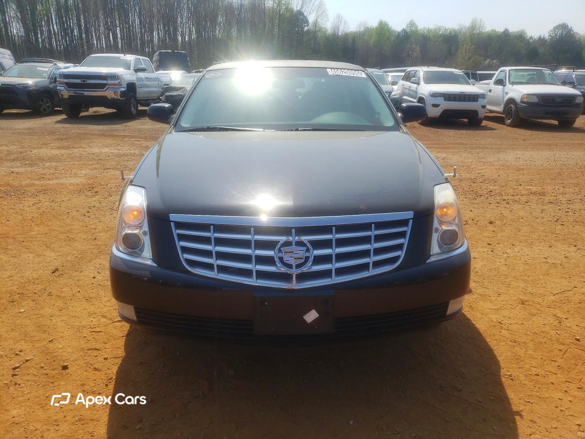 Cadillac  2008