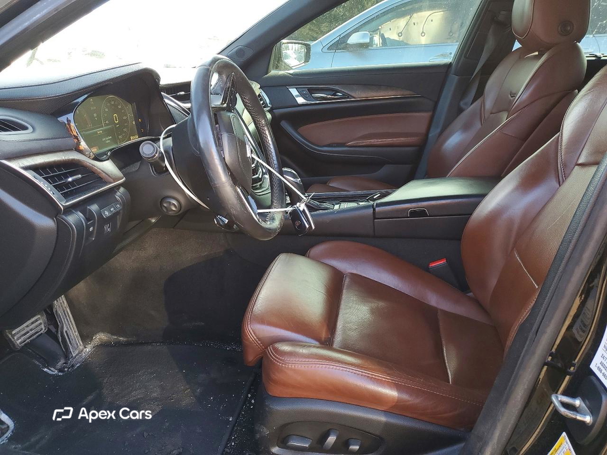 Cadillac CTS 2015