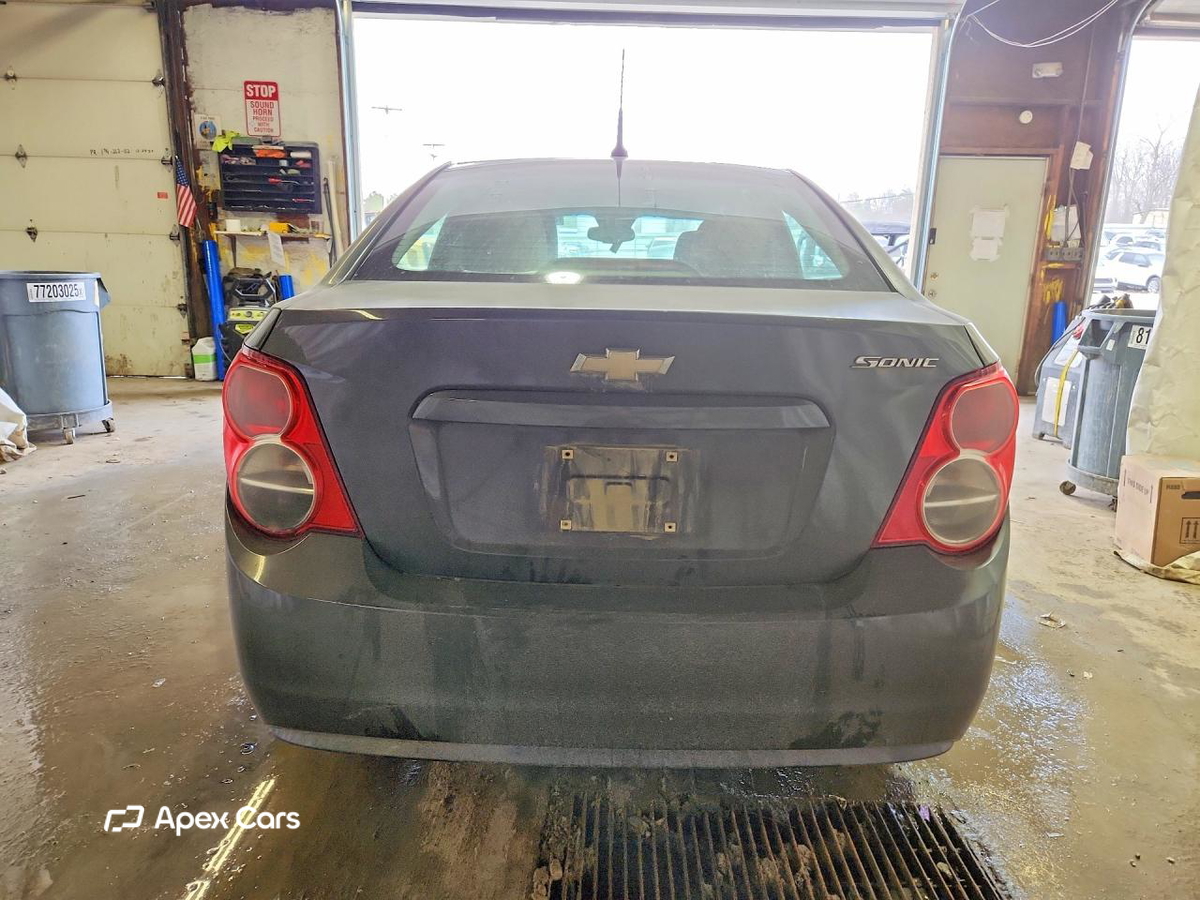 Chevrolet Sonic 2013