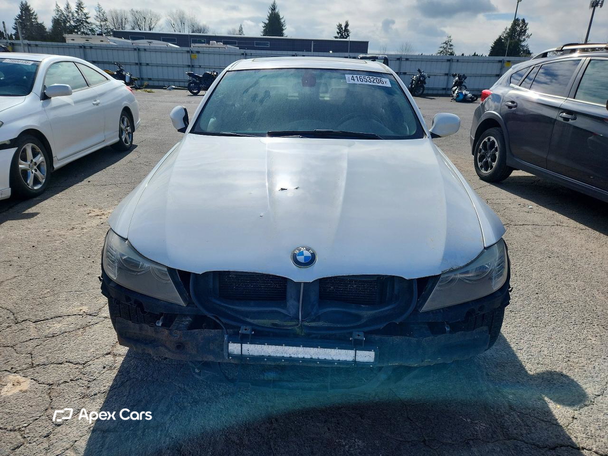 BMW Series 3 2010