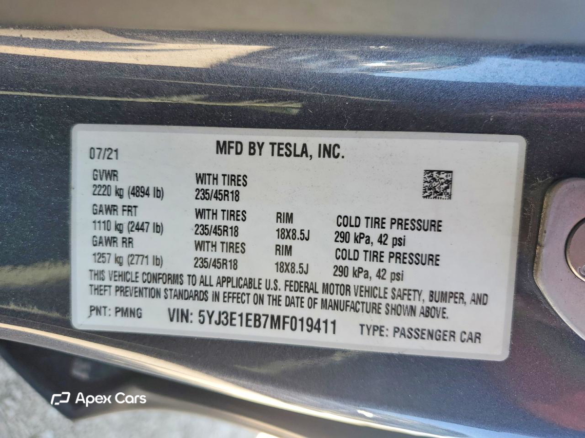 Tesla Model 3 2021