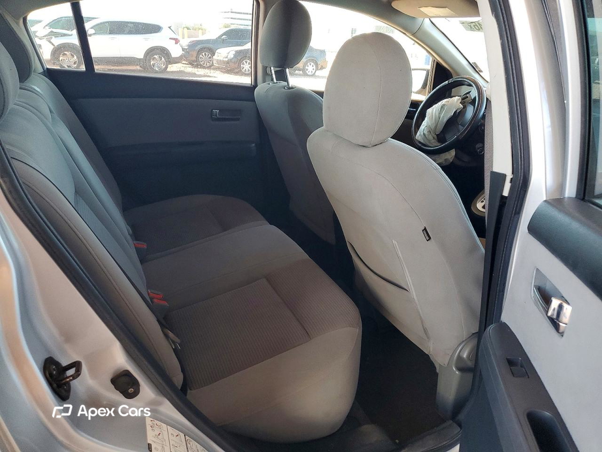 Nissan Sentra 2011