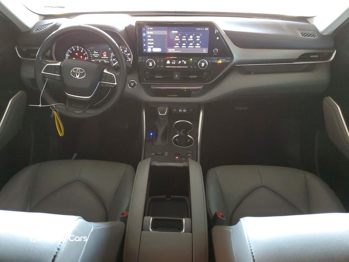 Toyota Highlander 2023