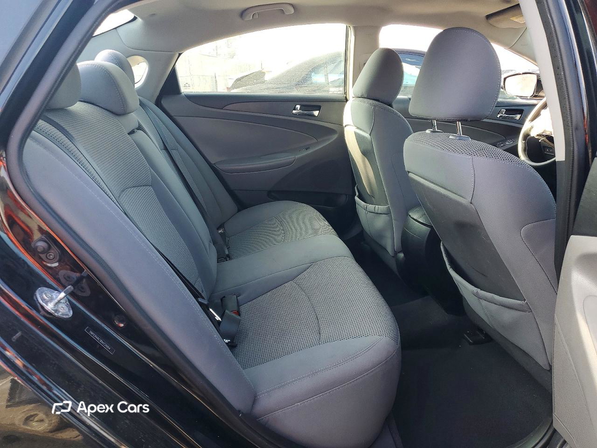 Hyundai Sonata 2013