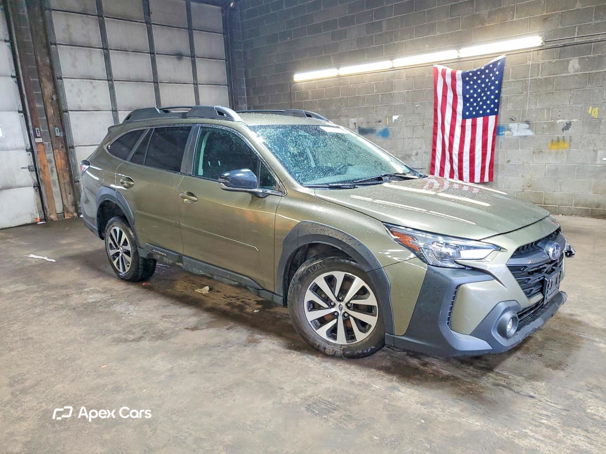 Subaru Outback 2025