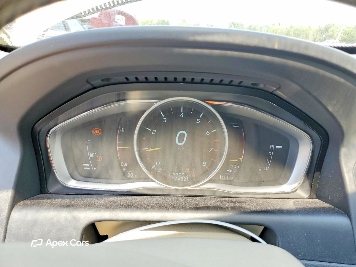 Volvo XC60 2015