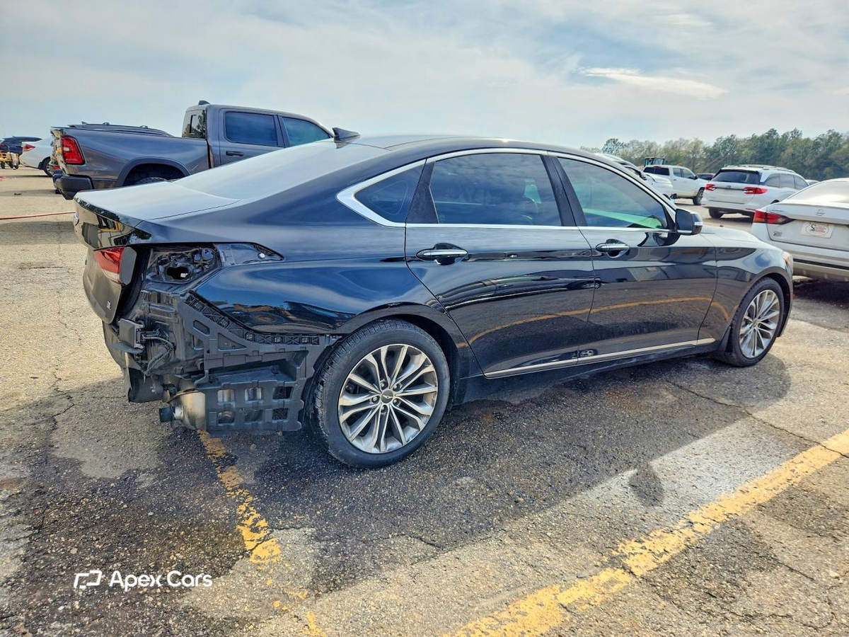 Hyundai Genesis 2015