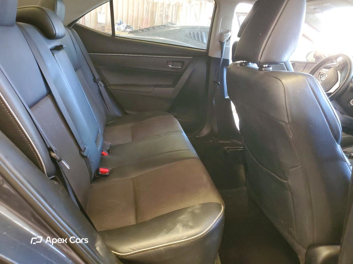Toyota Corolla 2015