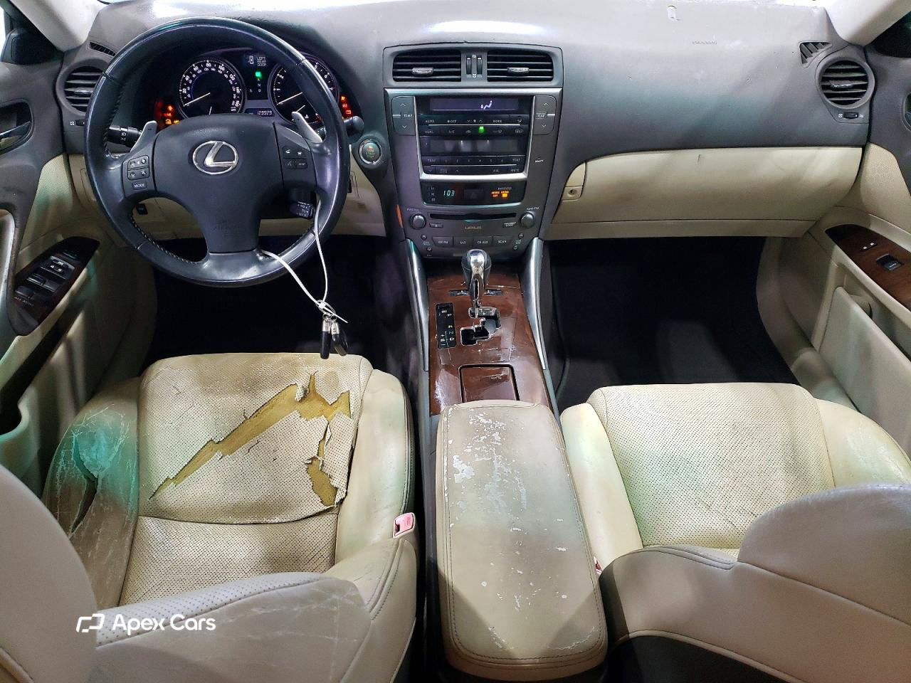 Lexus IS 2010