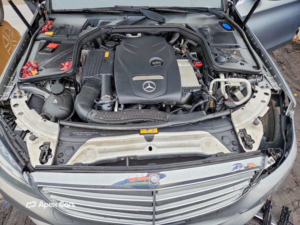 Mercedes-Benz  2015