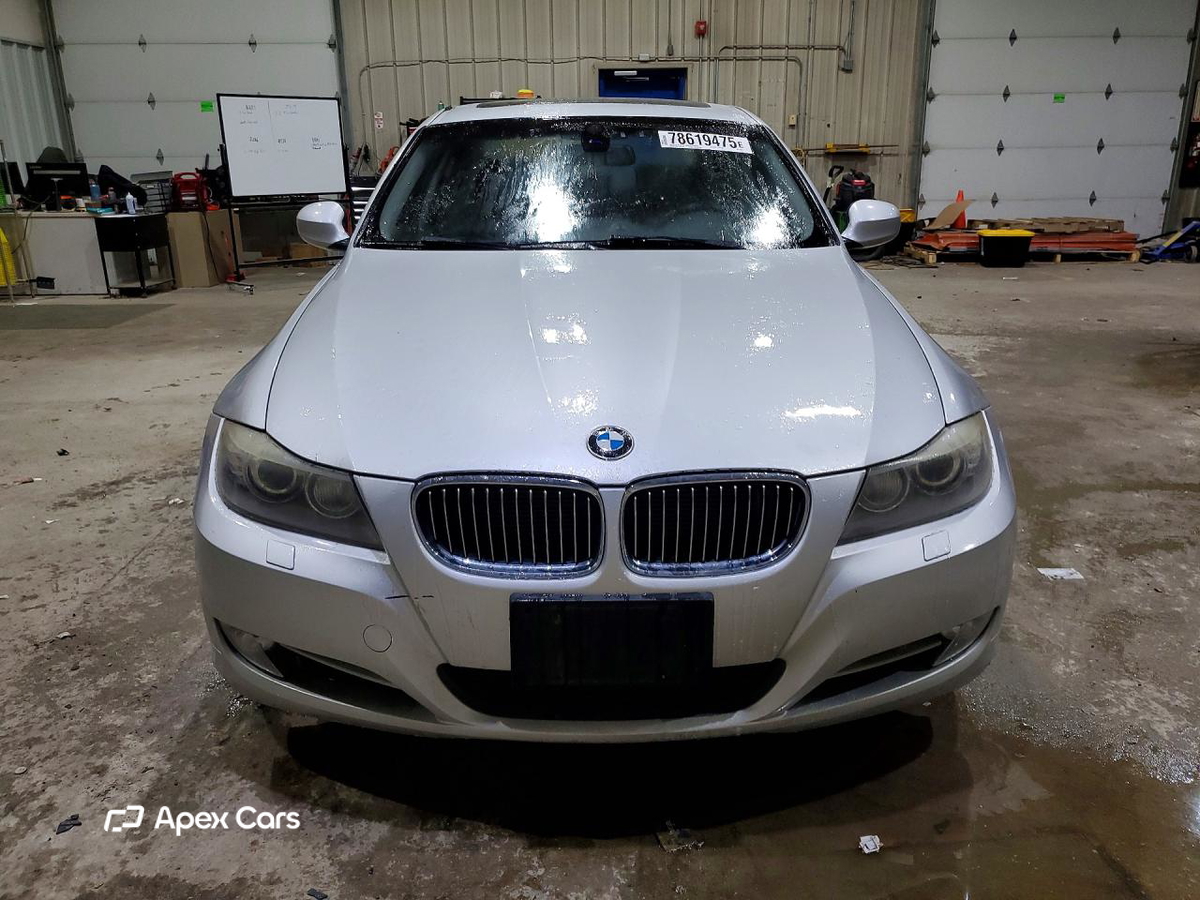 BMW Series 3 2011