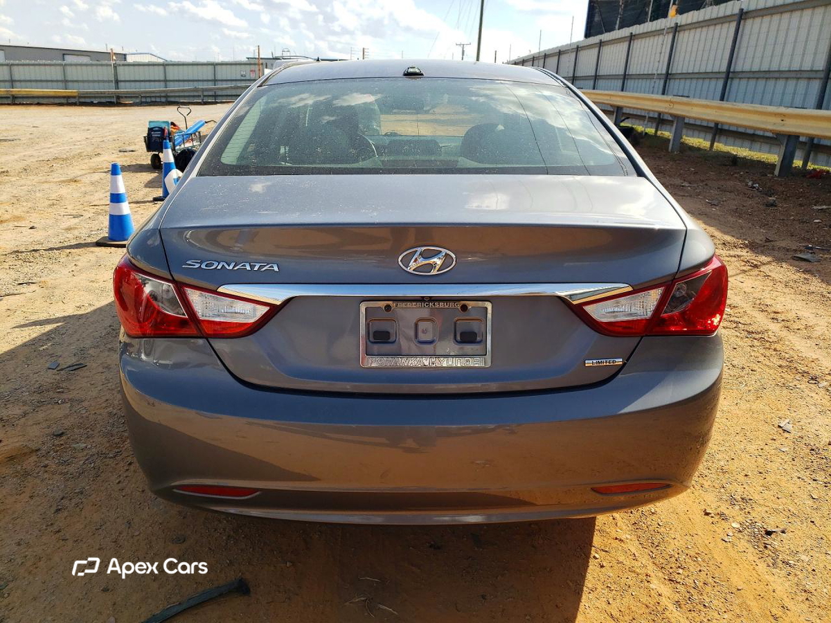 Hyundai Sonata 2011