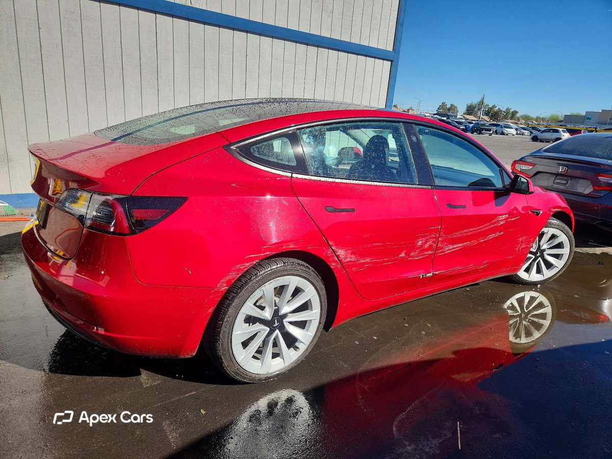 Tesla Model 3 2022