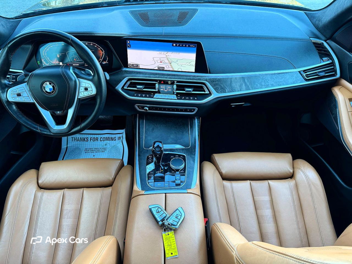 BMW X7 2021