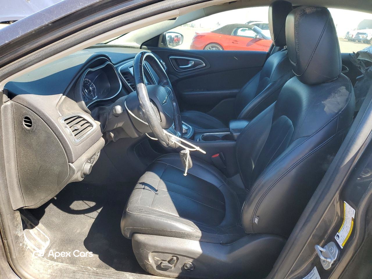 Chrysler 200 2015