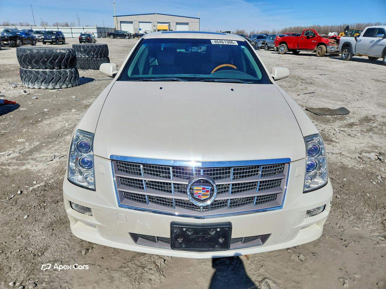 Cadillac STS 2011