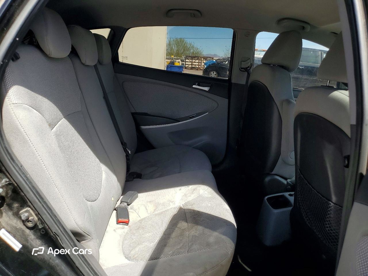 Hyundai Accent 2013