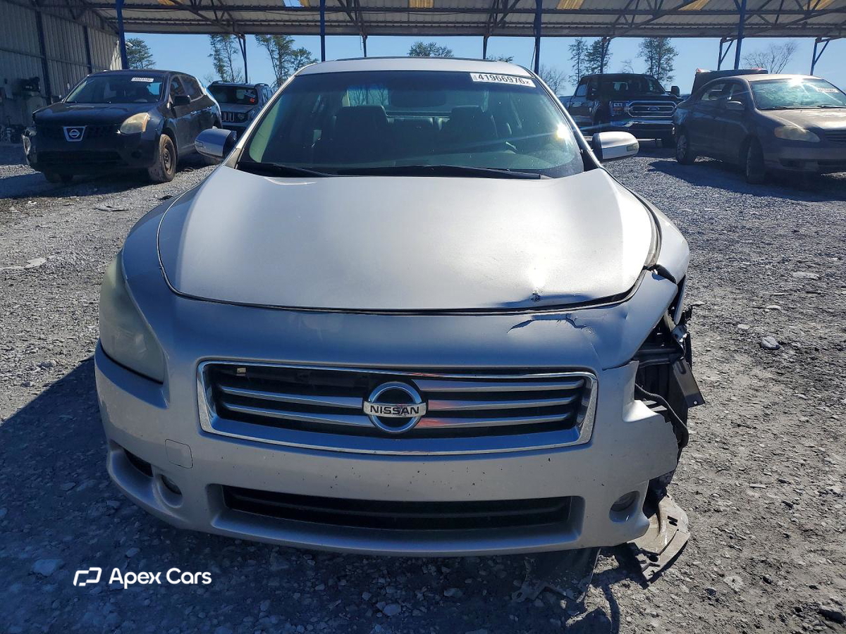 Nissan Maxima 2014
