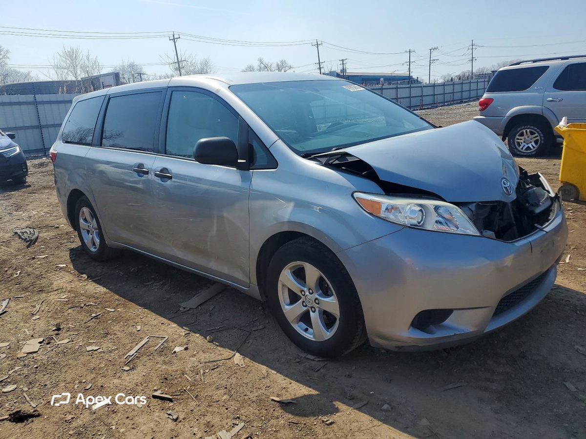 Toyota Sienna 2016
