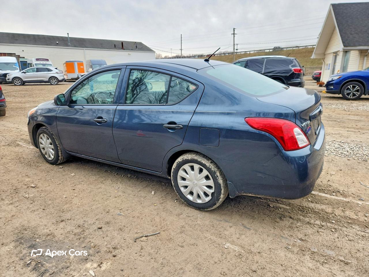 Nissan Versa 2015