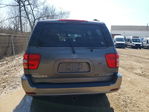 Toyota Sequoia 2004