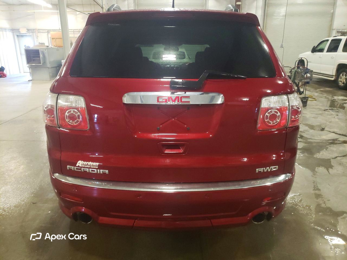 GMC Acadia 2011