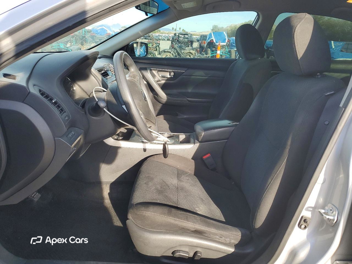 Nissan Altima 2015
