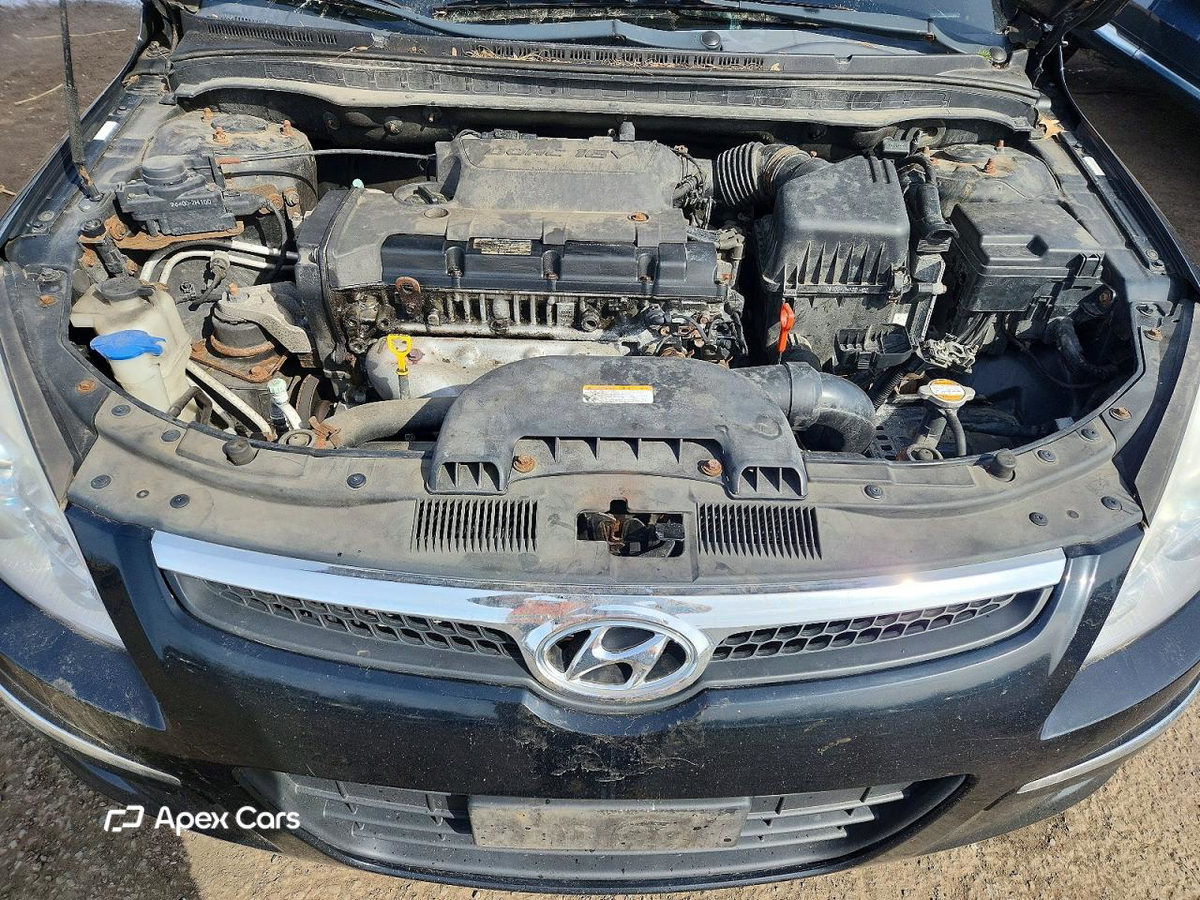 Hyundai Elantra 2012