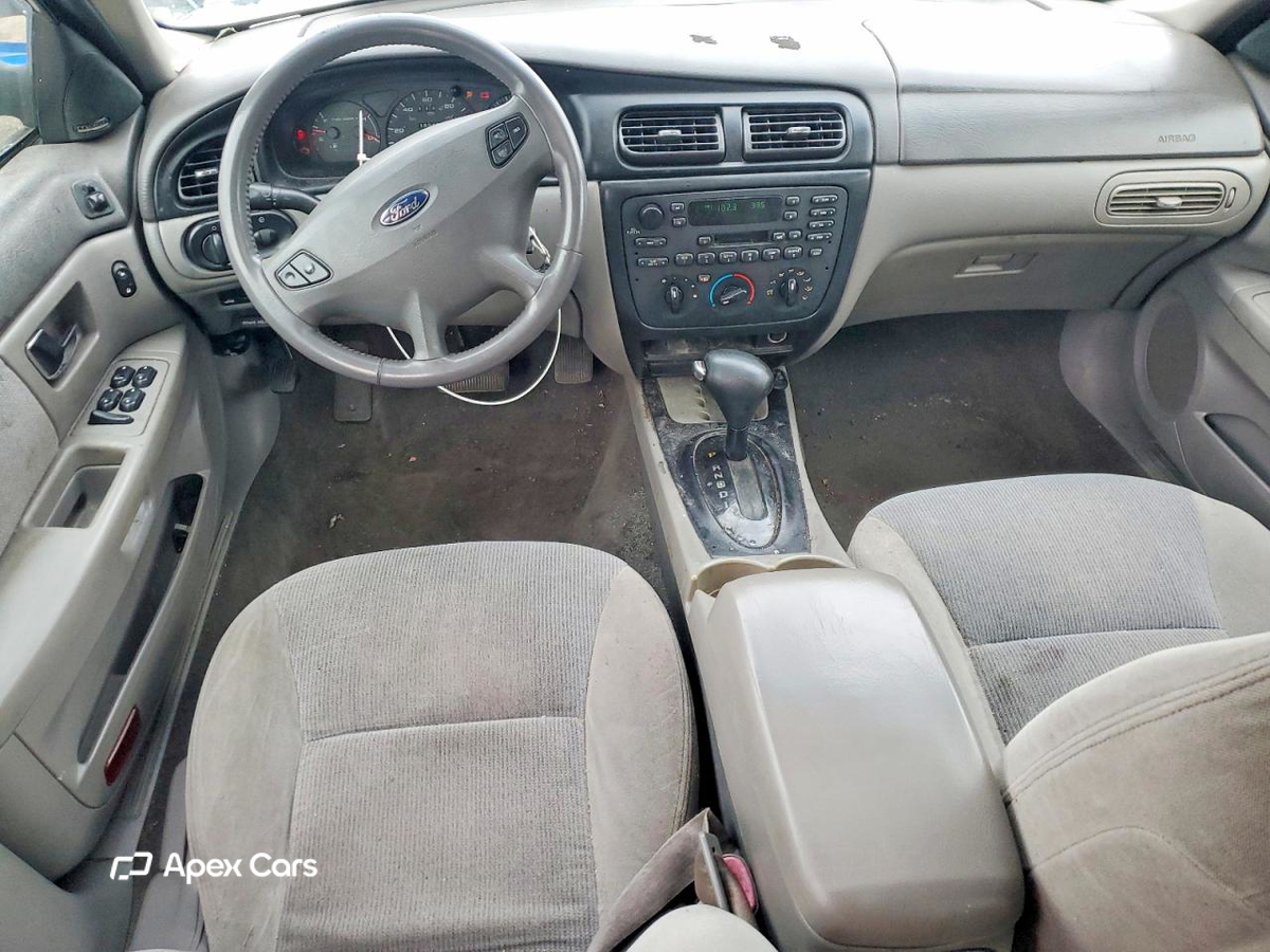 Ford Taurus 2002