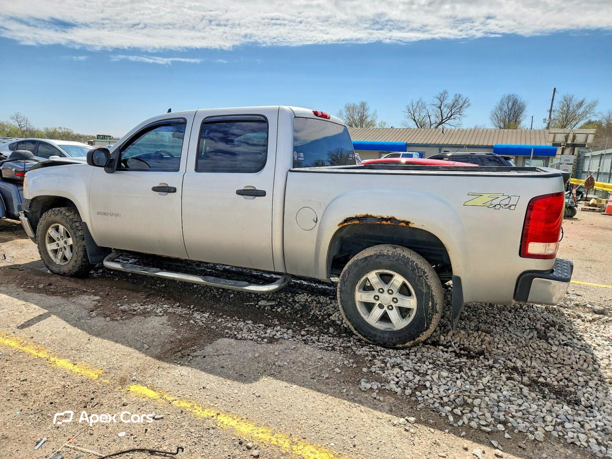 GMC Sierra 2011