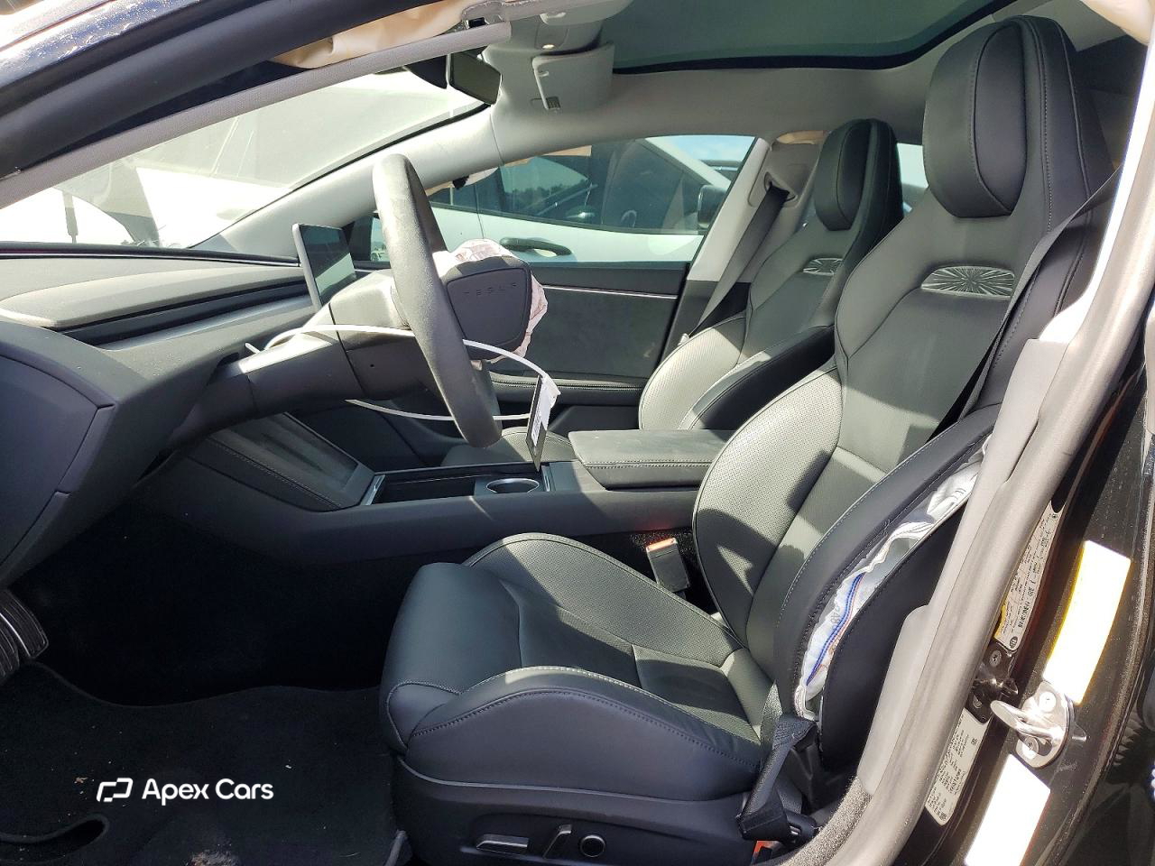 Tesla Model 3 2024
