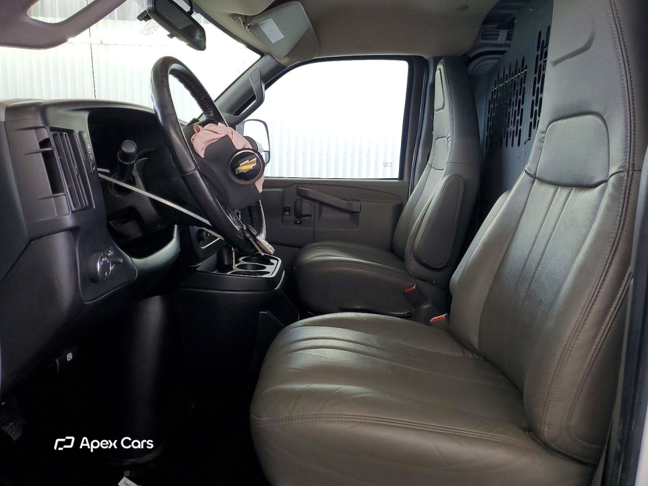 Chevrolet Express 2023