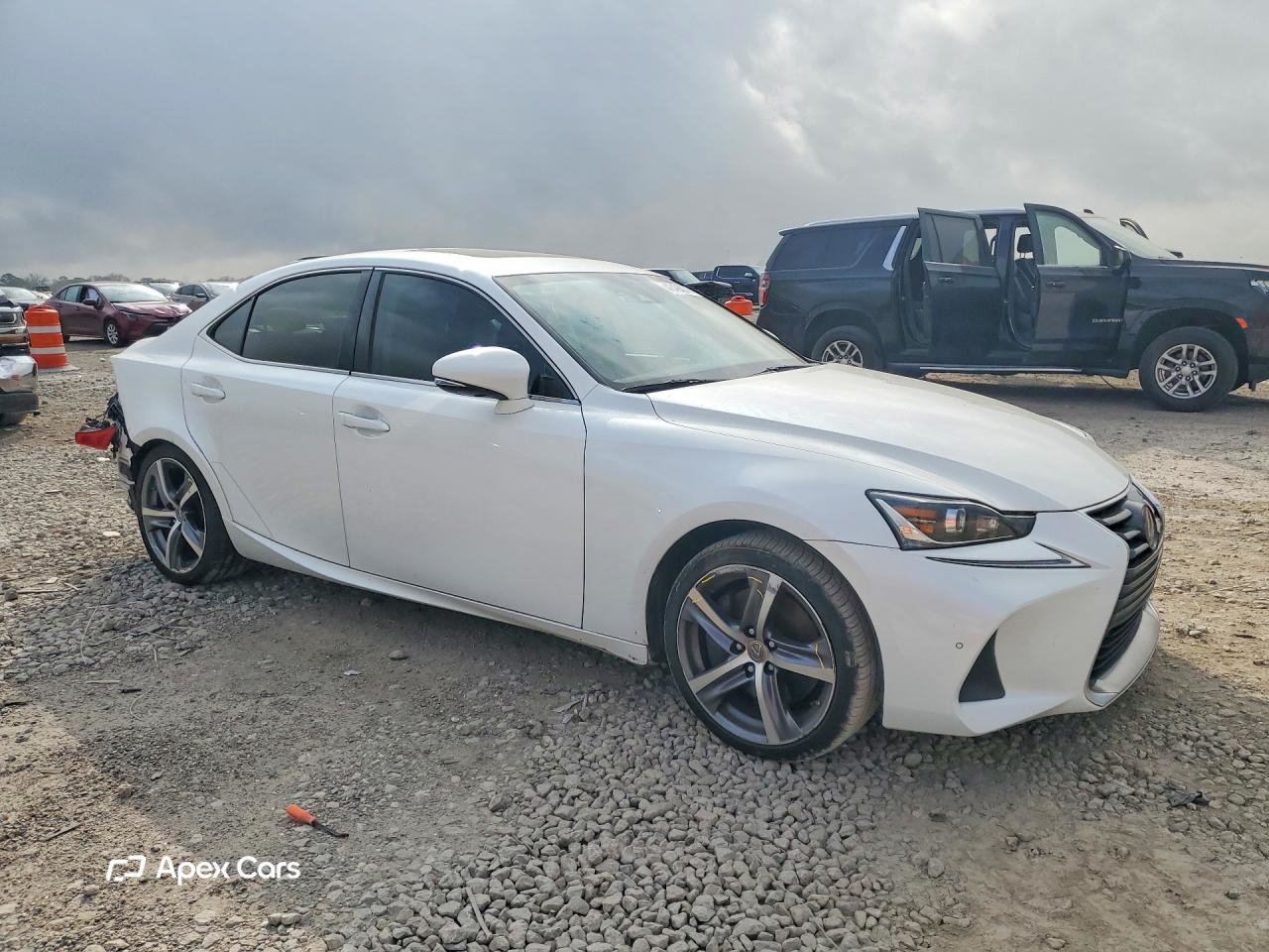 Lexus IS 2019