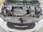 Chrysler Pacifica 2024