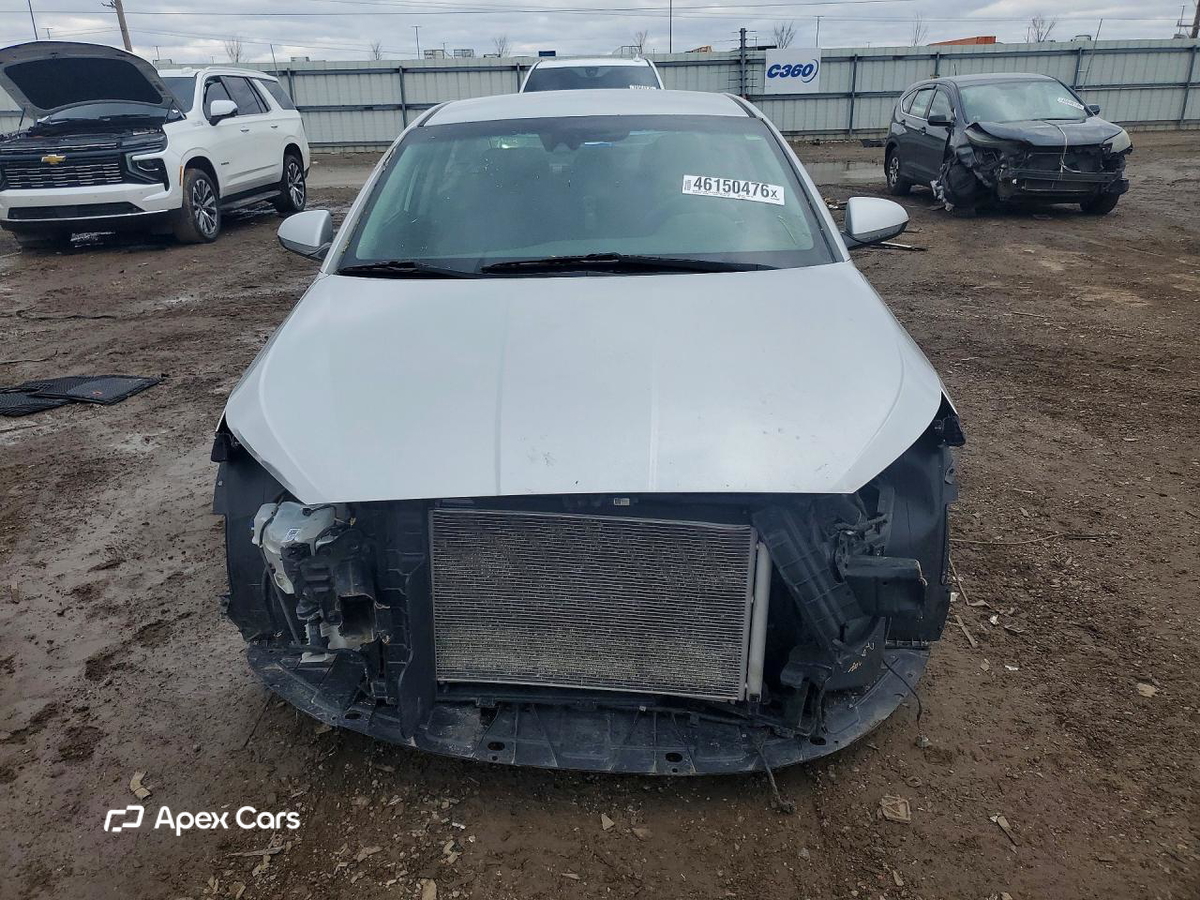 Hyundai Elantra 2019