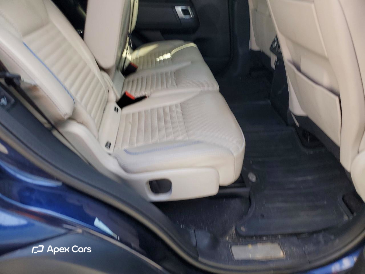 Land Rover Discovery 2018