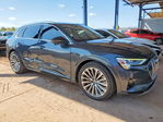 Audi e-tron 2019