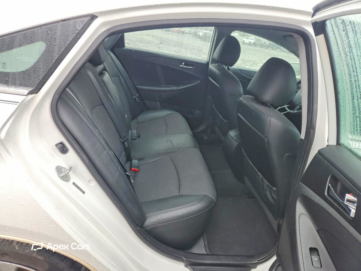 Hyundai Sonata 2013