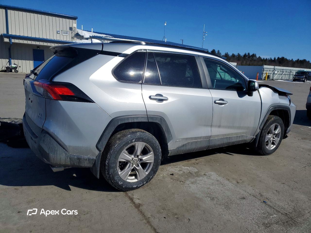Toyota RAV 4 2025