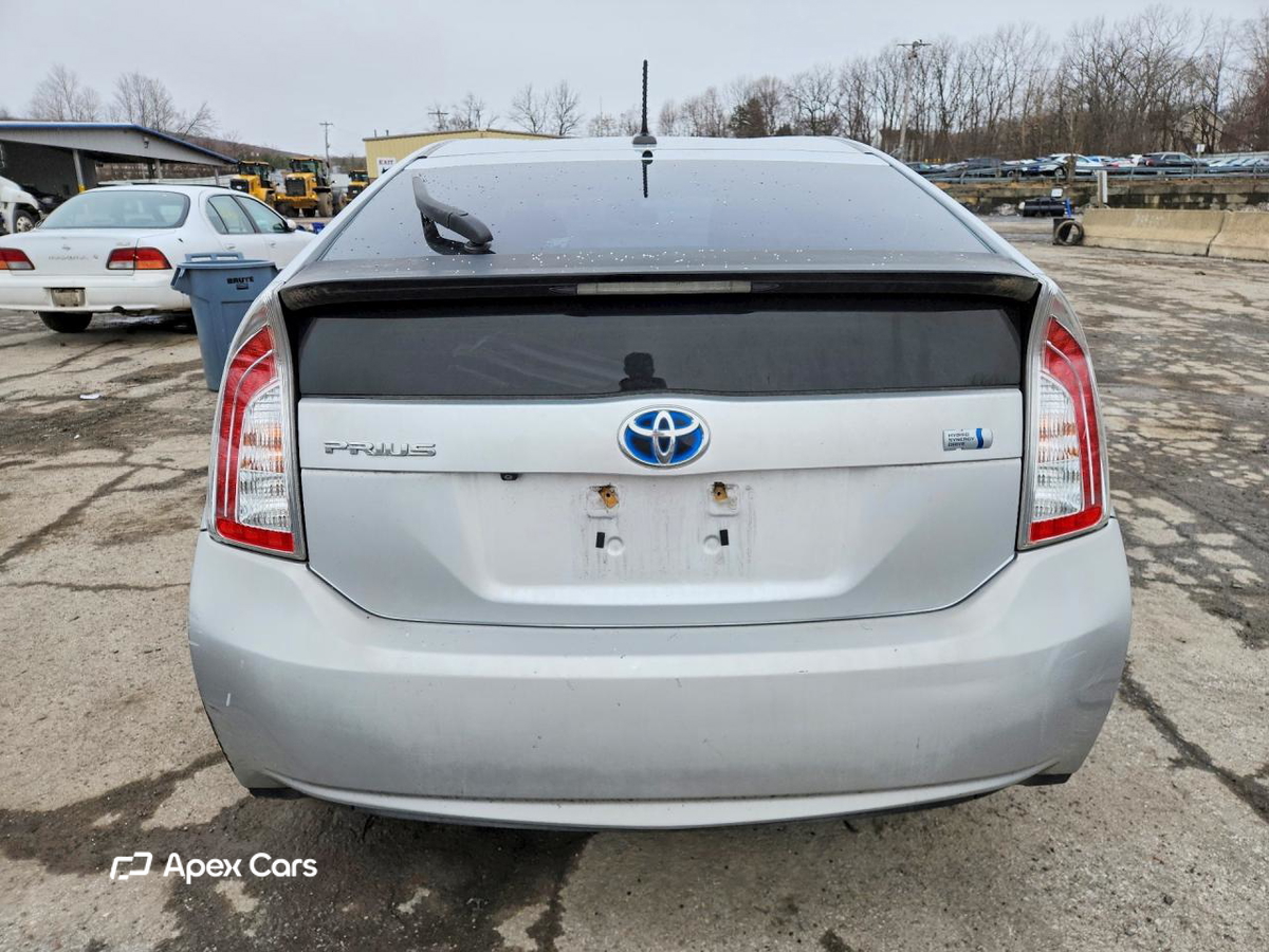 Toyota Prius 2015