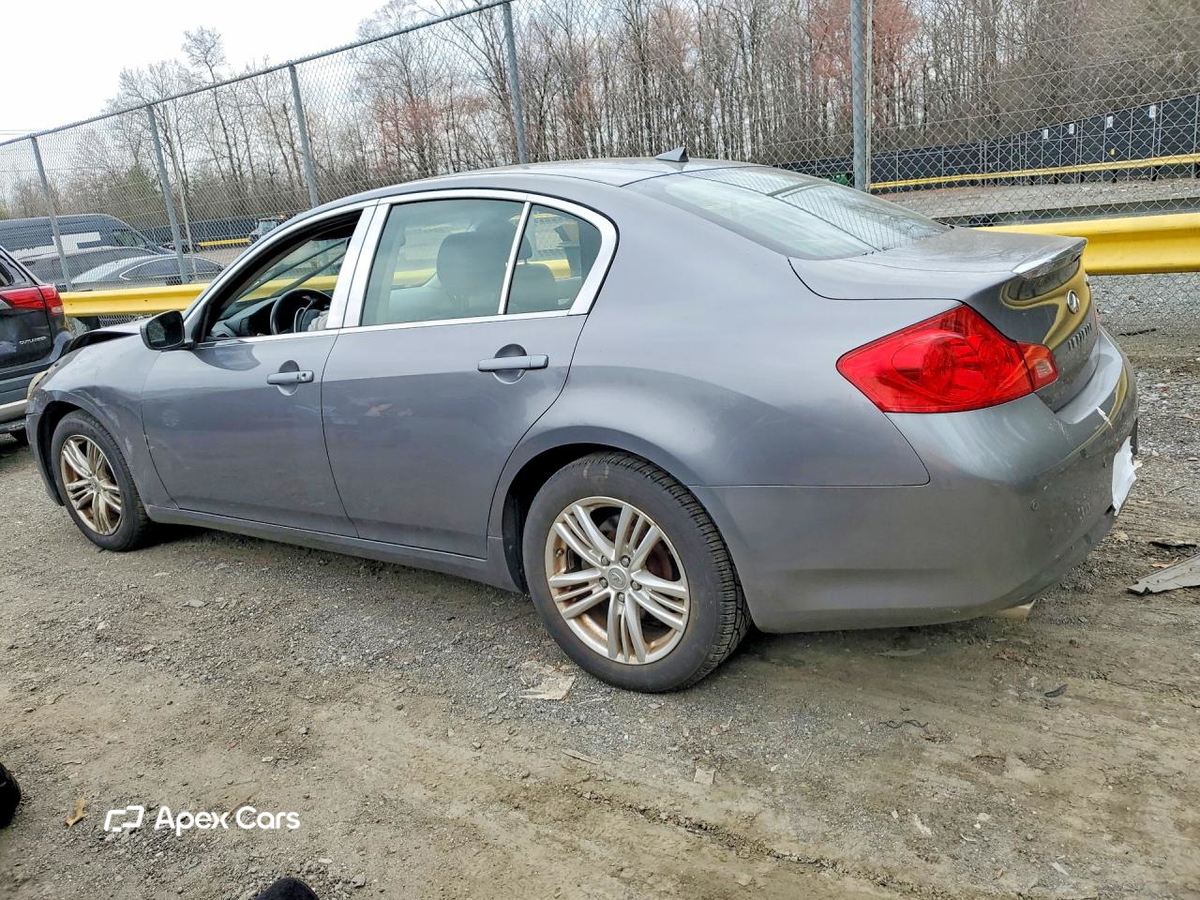 Infiniti G 2013