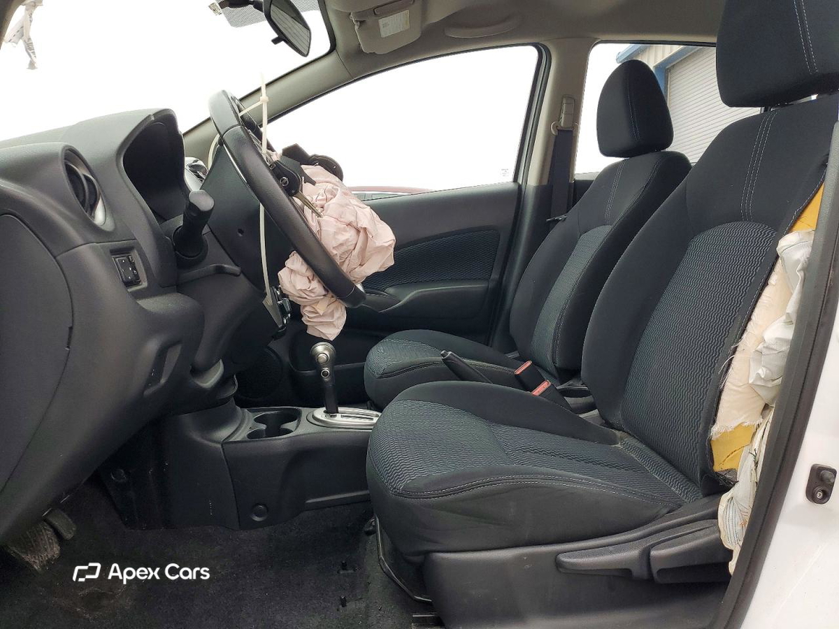 Nissan Versa 2016
